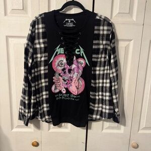 Metallica with Cool V-Neckline Upcycled Graphic T-Shirt & Flannel - Read 4 Sz